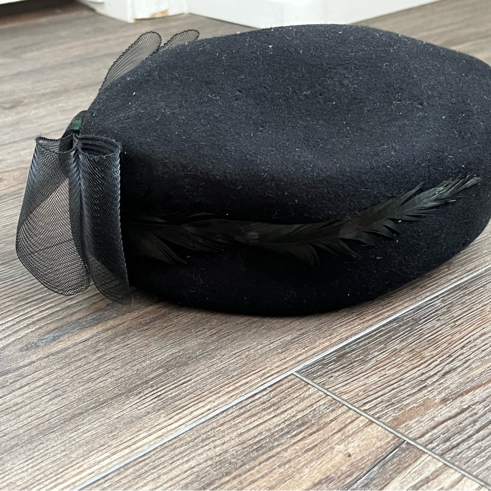 Elegant Black Women's Hat with Bow - Picture 10 of 12